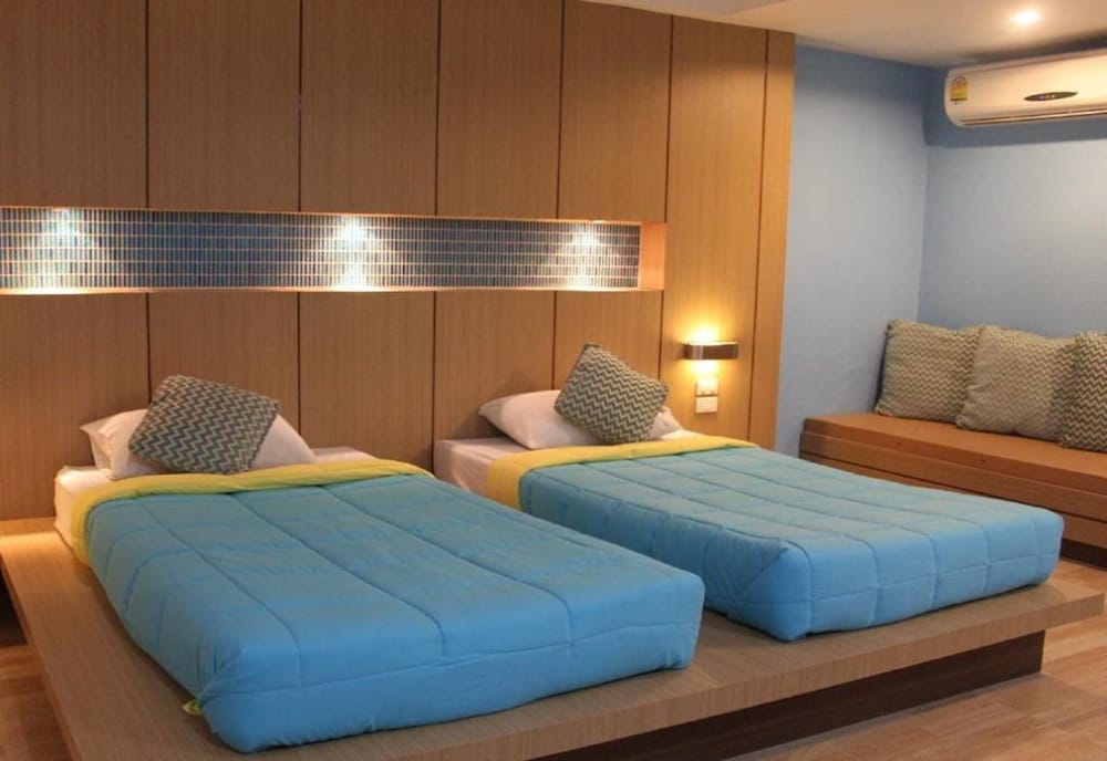 Kaennakorn Khonkaen Hotel 4/26