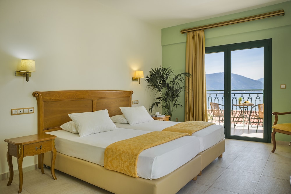 Kefalonia Bay Palace by GHH 12/50