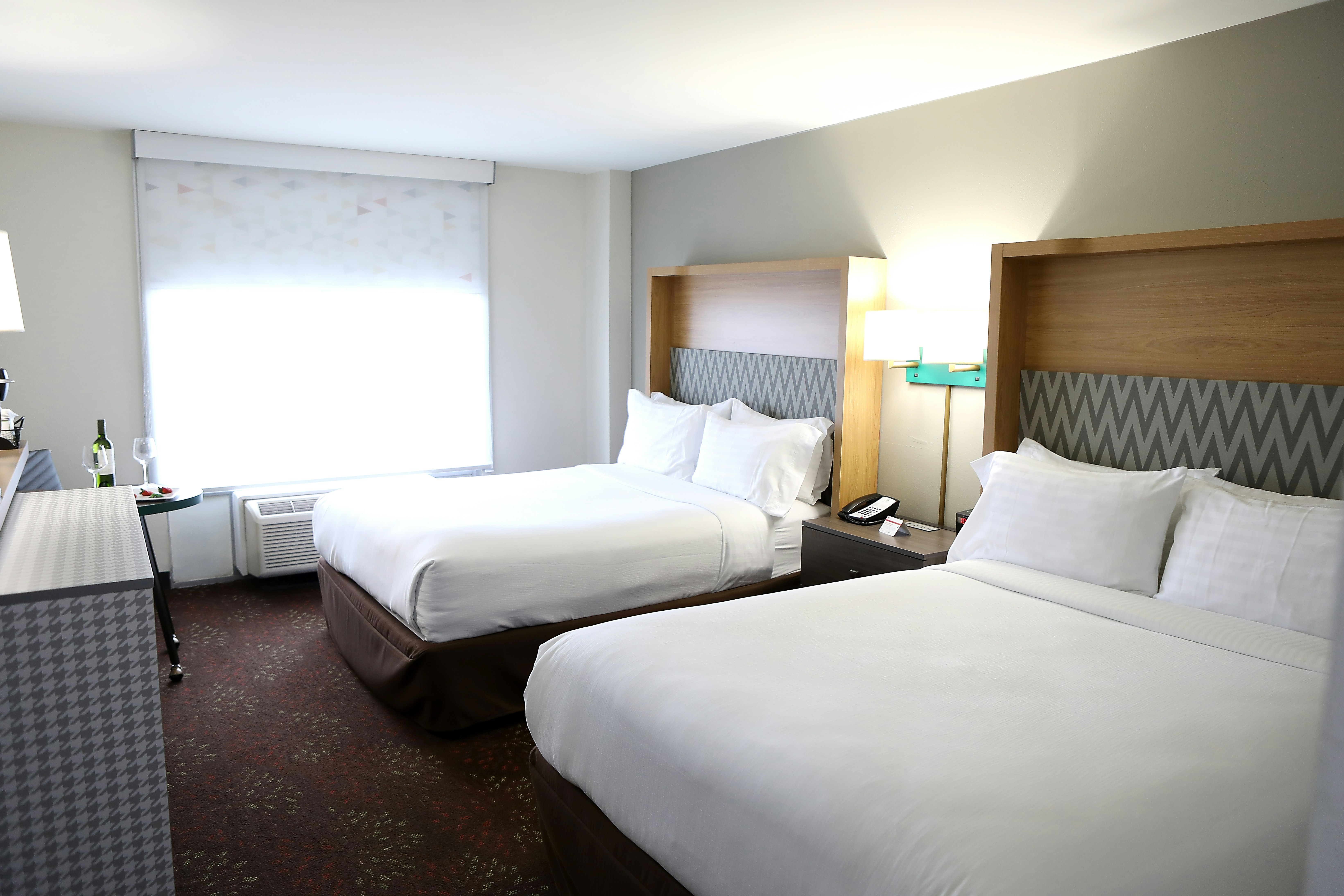 Holiday Inn Chicago O'Hare 31/71