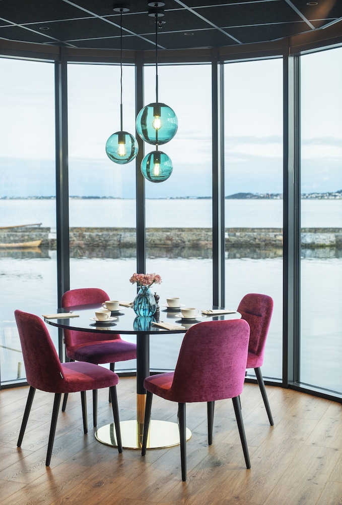 Thon Hotel Alesund 44/46