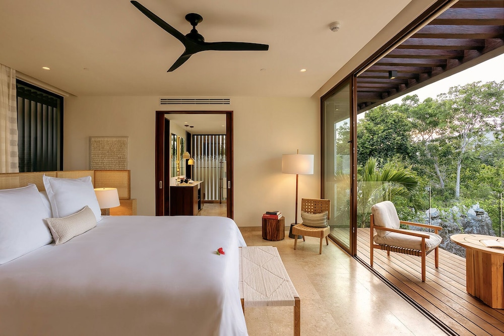 3 Bedrooms, Coral, Villa