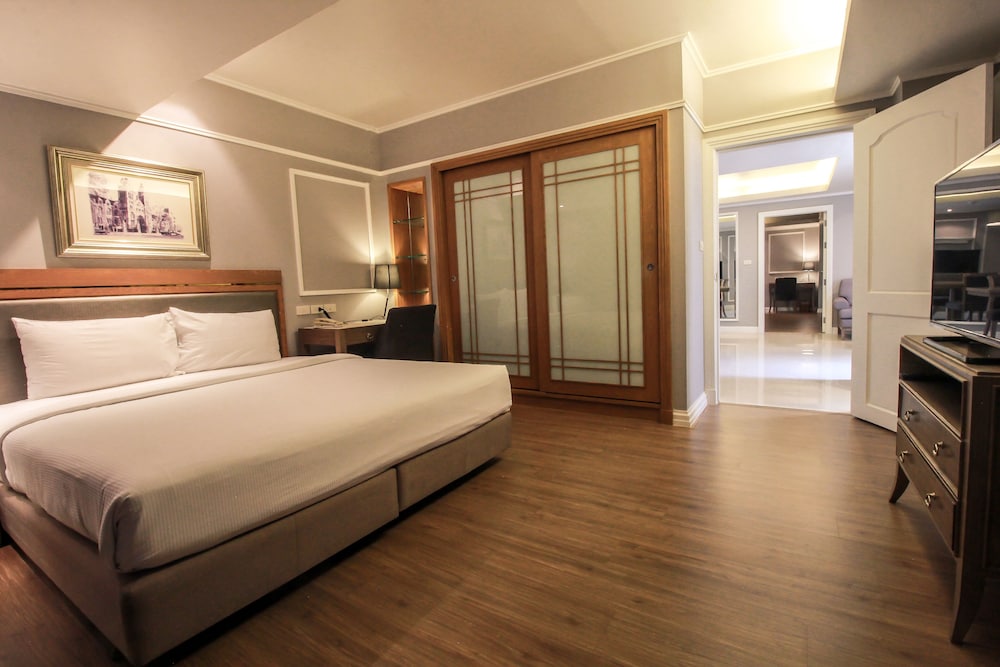 Hope Land Hotel Sukhumvit 24 17/54