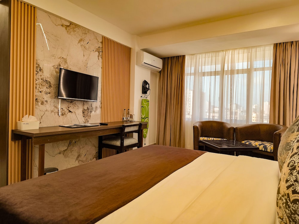 Hotel Sapphire 19/49