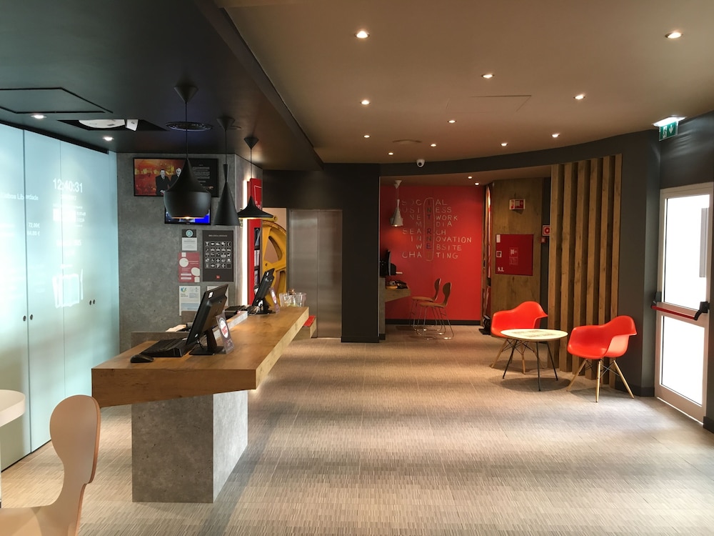 Ibis Lisboa Liberdade 7/45