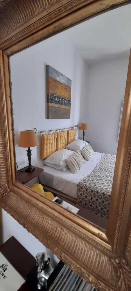 Millers Of Frigiliana 22/50