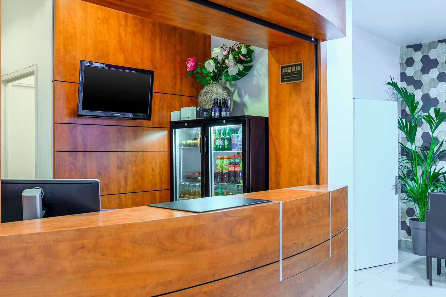 Comfort Hotel Alba Rouen 1/10