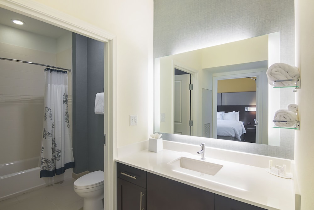 Residence Inn Denton 12/37