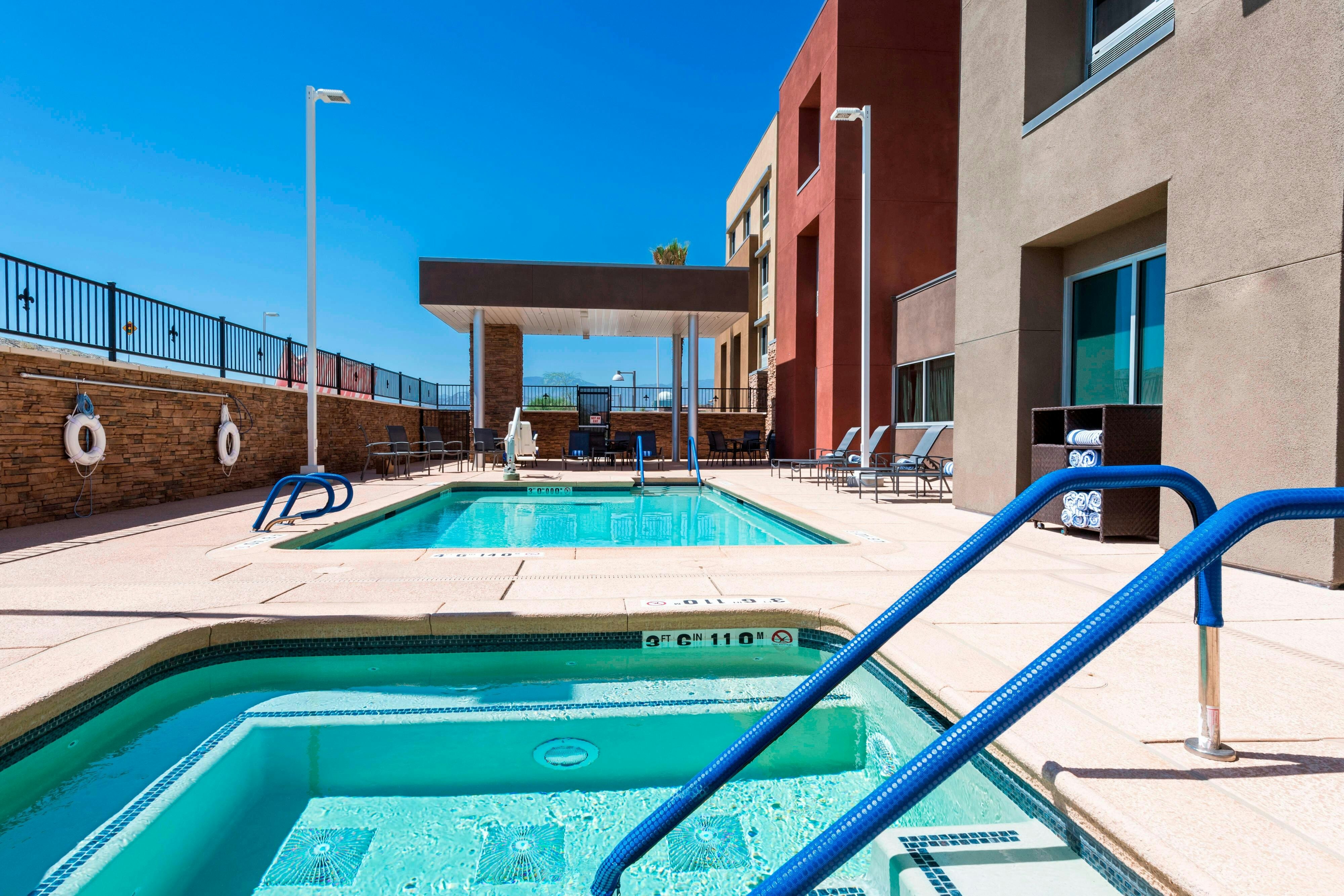 FAIRFIELD INN & SUITES PALM DESERT 6/13