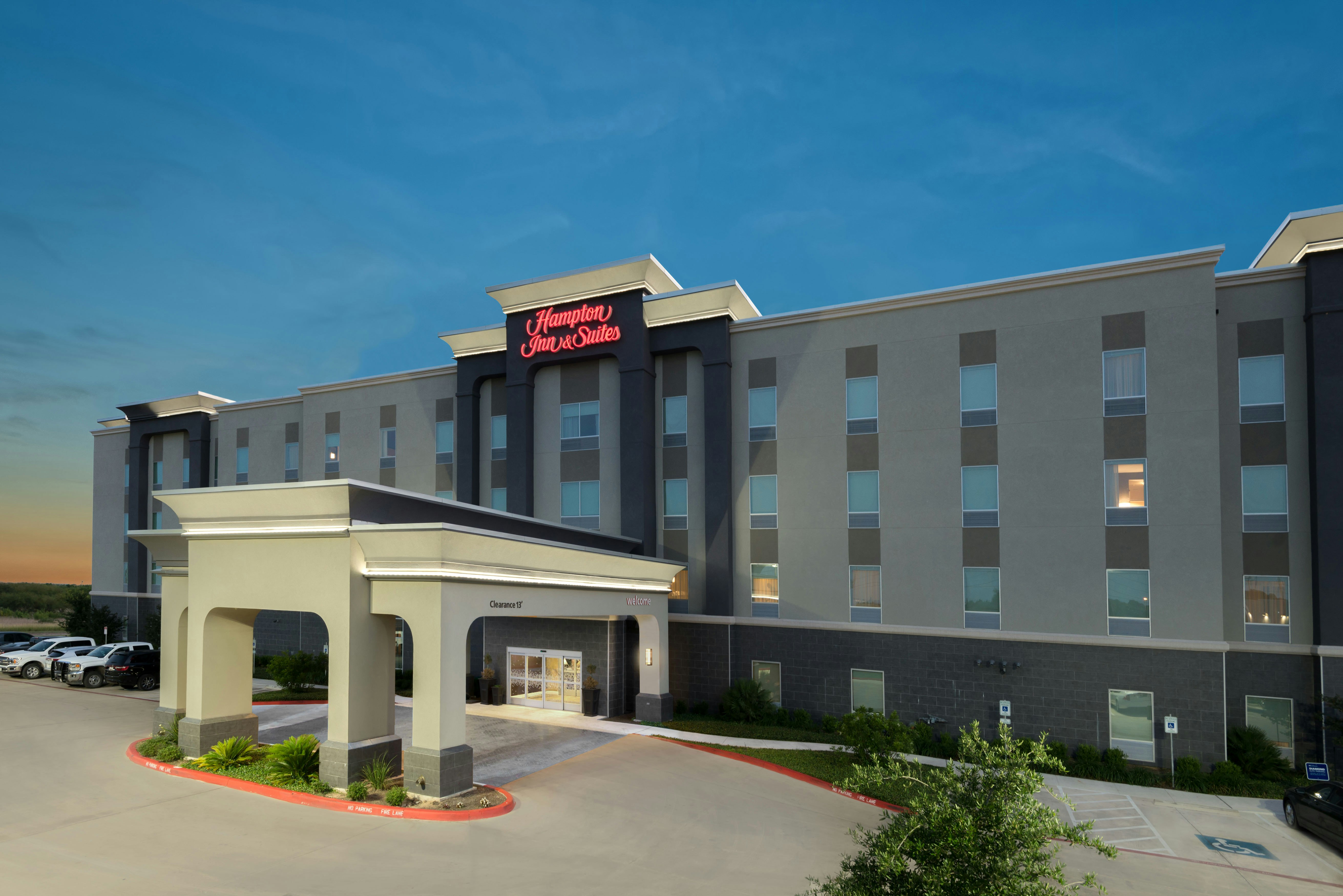 Hampton Inn & Suites San Antonio Brooks City Base Tx photo2