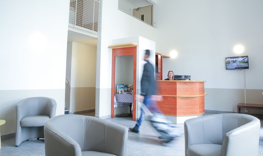 INN DESIGN HOTEL CHATEAUBRIANT 24/37