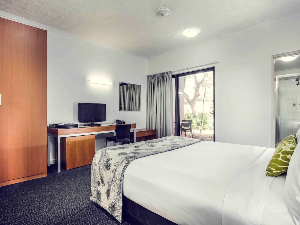 Mercure Darwin Airport Resort 24/83