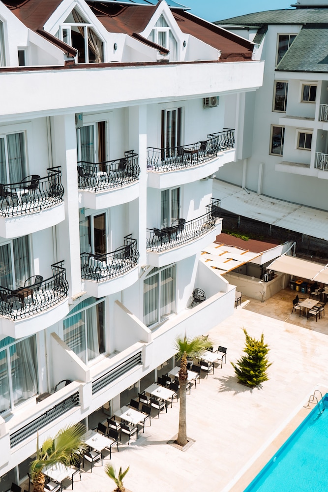 Elit Life Hotel 3/59