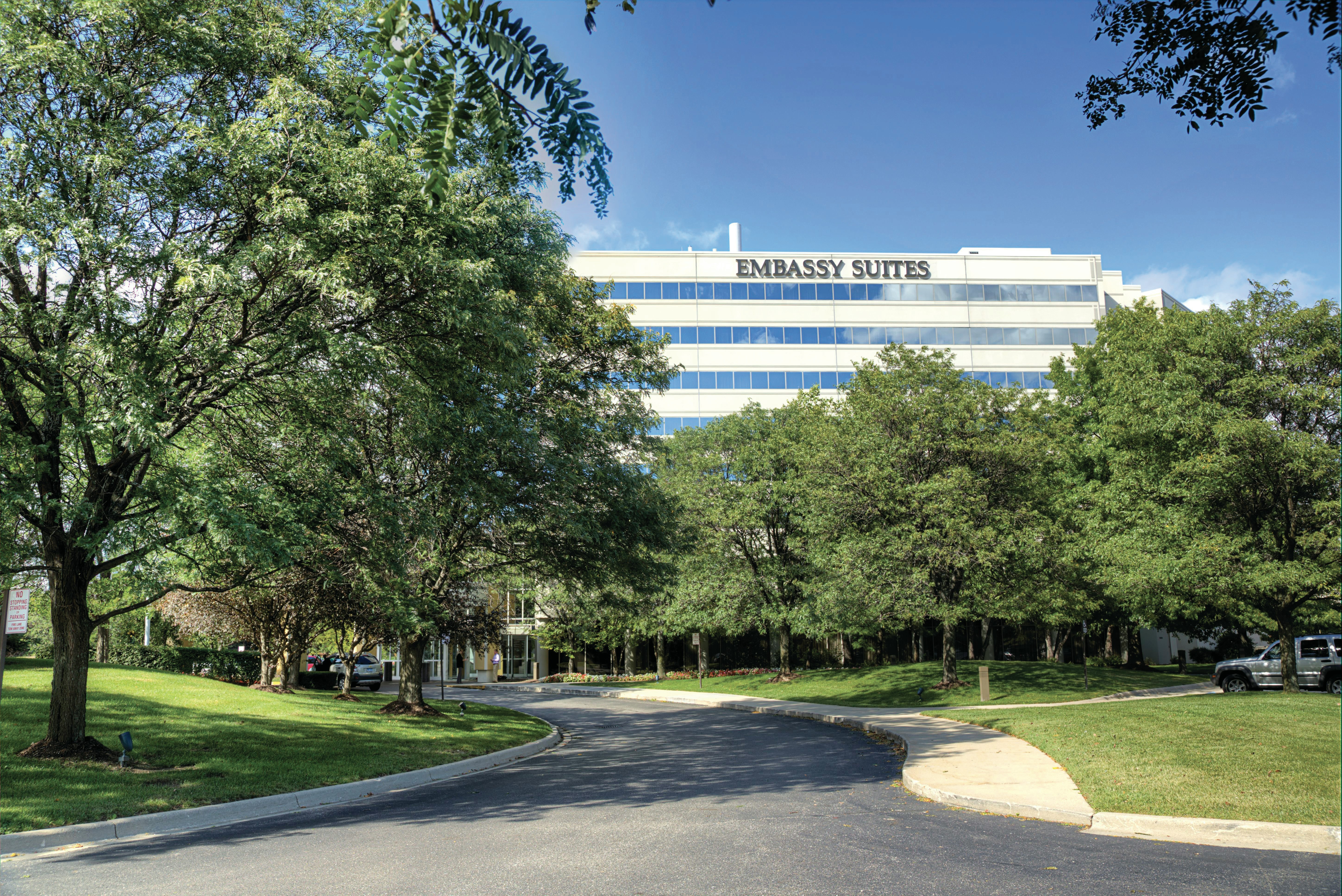 Embassy Suites by Hilton Detroit Troy Auburn Hills 74/77