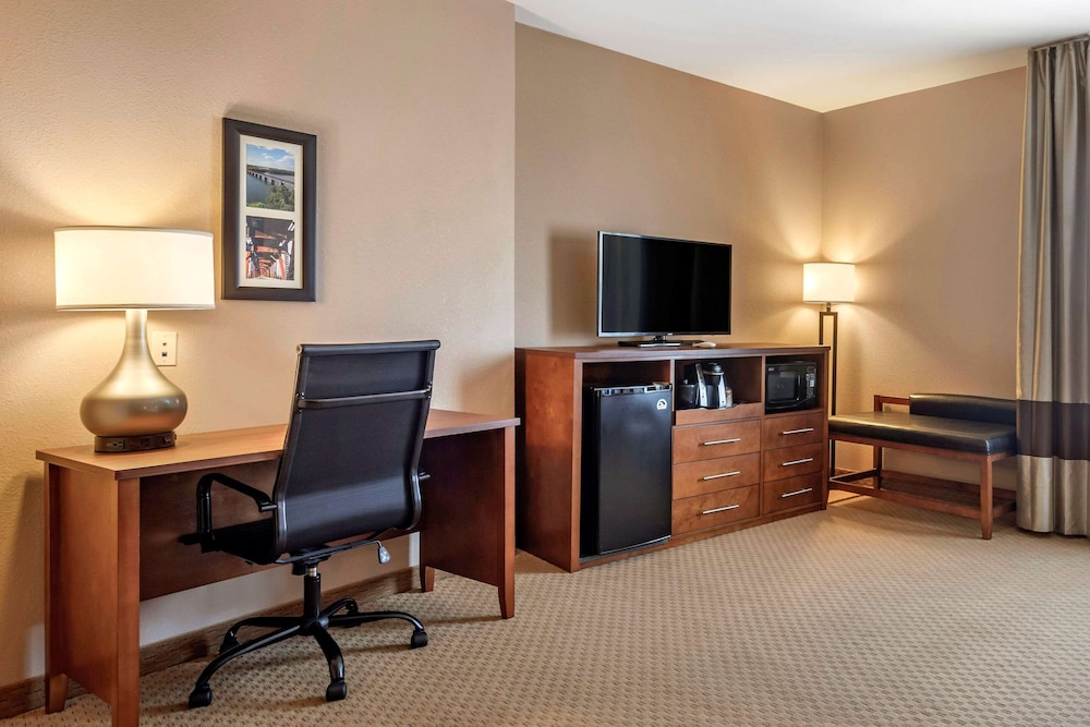 Comfort Suites Florence Shoals Area 30/46