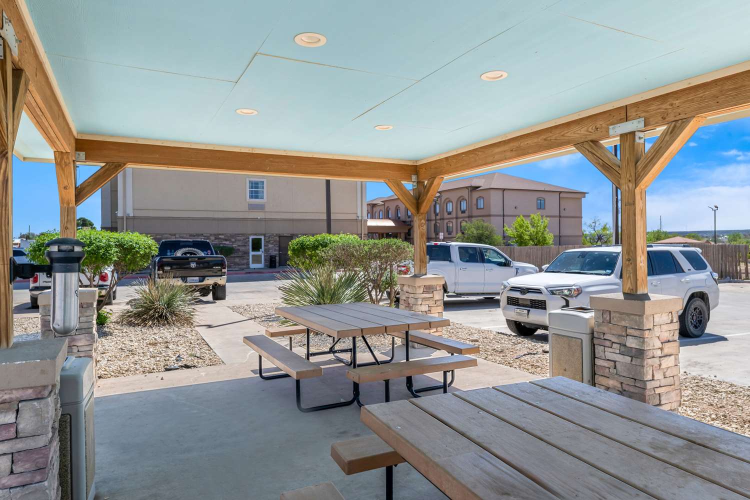 Quality Inn & Suites Big Spring 28/38