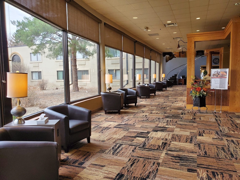 Ramkota Hotel 32/56