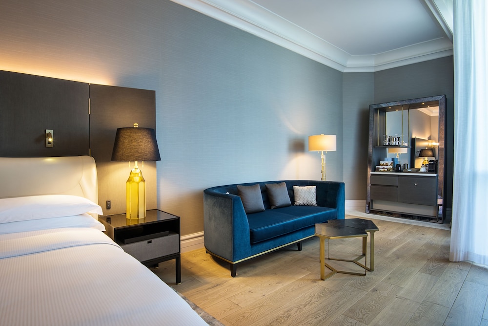 The Ritz Carlton Doha 37/57