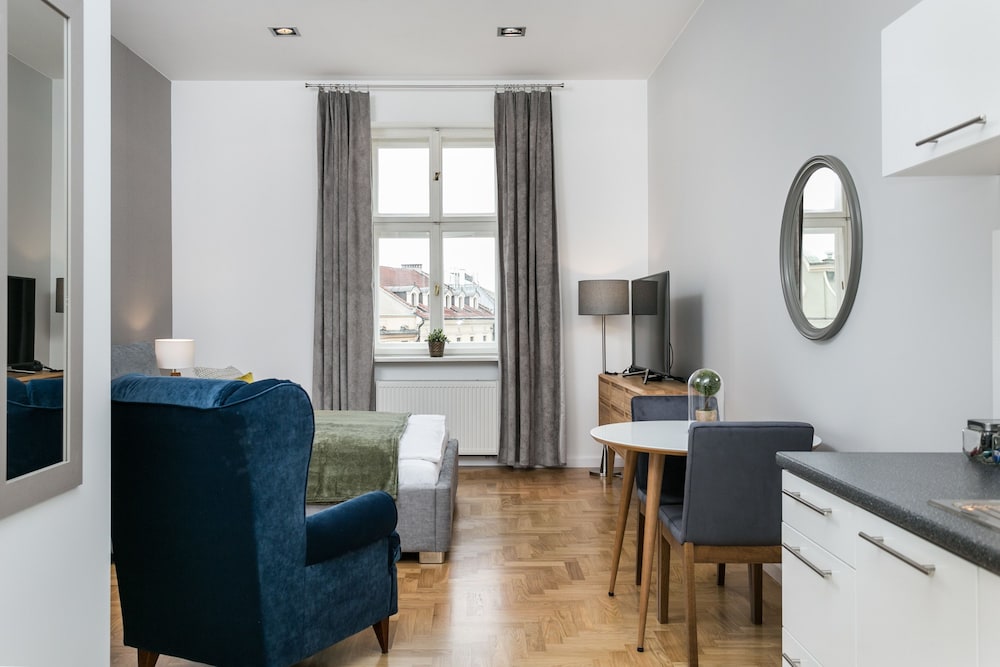 Venetian House Market Square Aparthotel 31/47