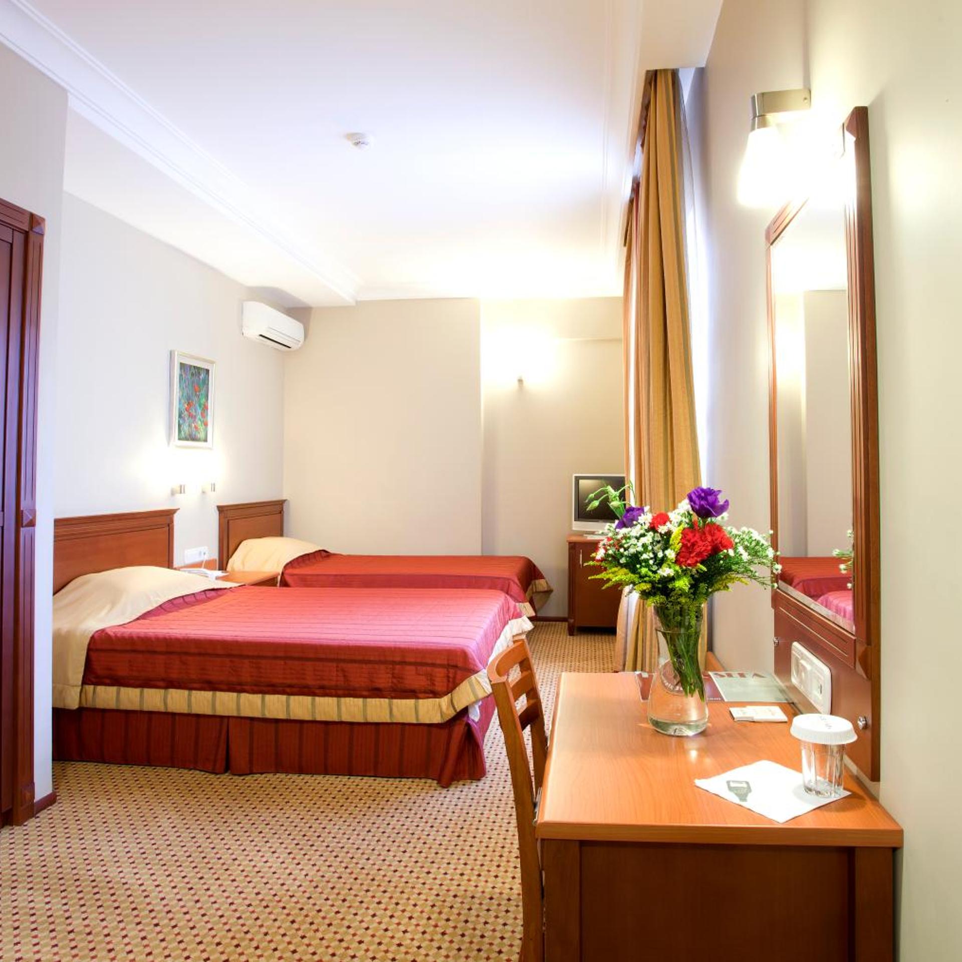Hotel Sefa 2 11/30