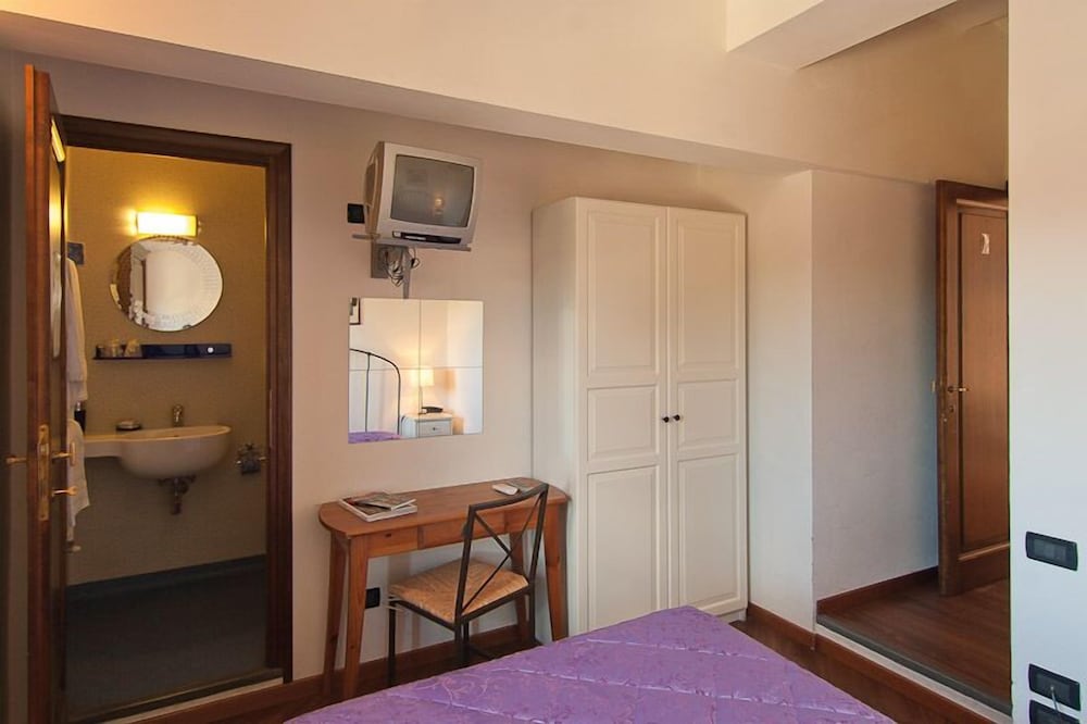 Arco Antico B&B 13/16