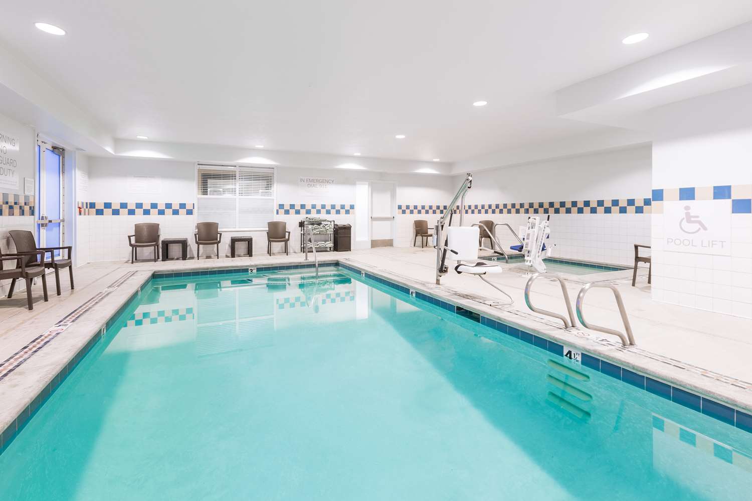 swimming pool spa