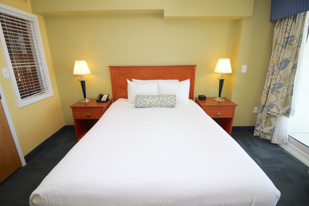 1 BEDROOM, DELUXE, SUITE, OCEAN VIEW, BALCONY