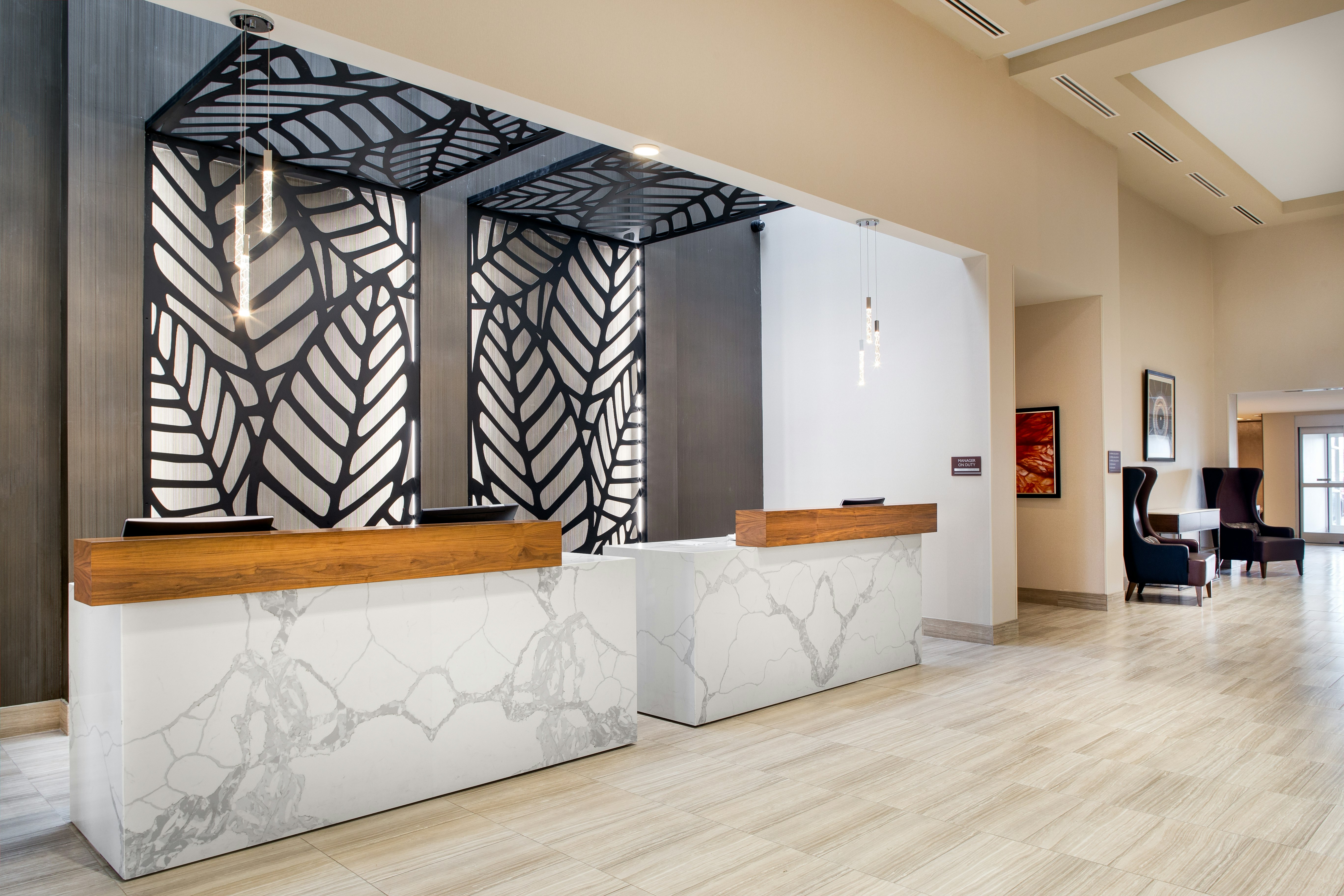 Doubletree by Hilton Toronto Airport 7/47
