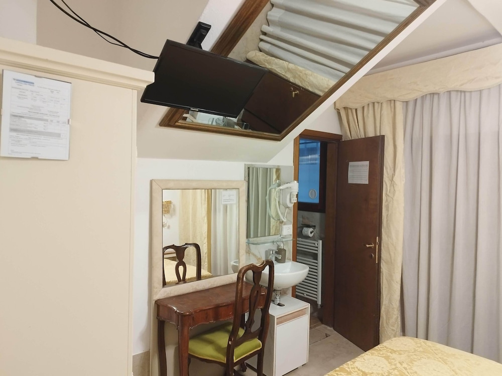 Locanda Acquavita 50/64