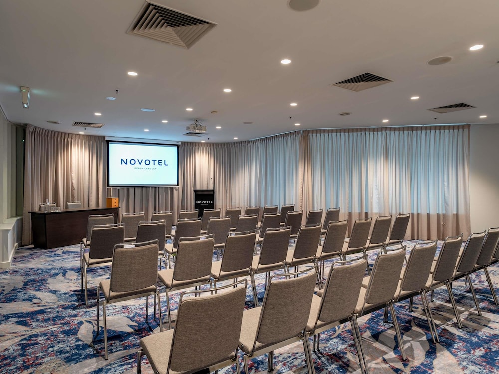 Novotel Perth Langley 59/68