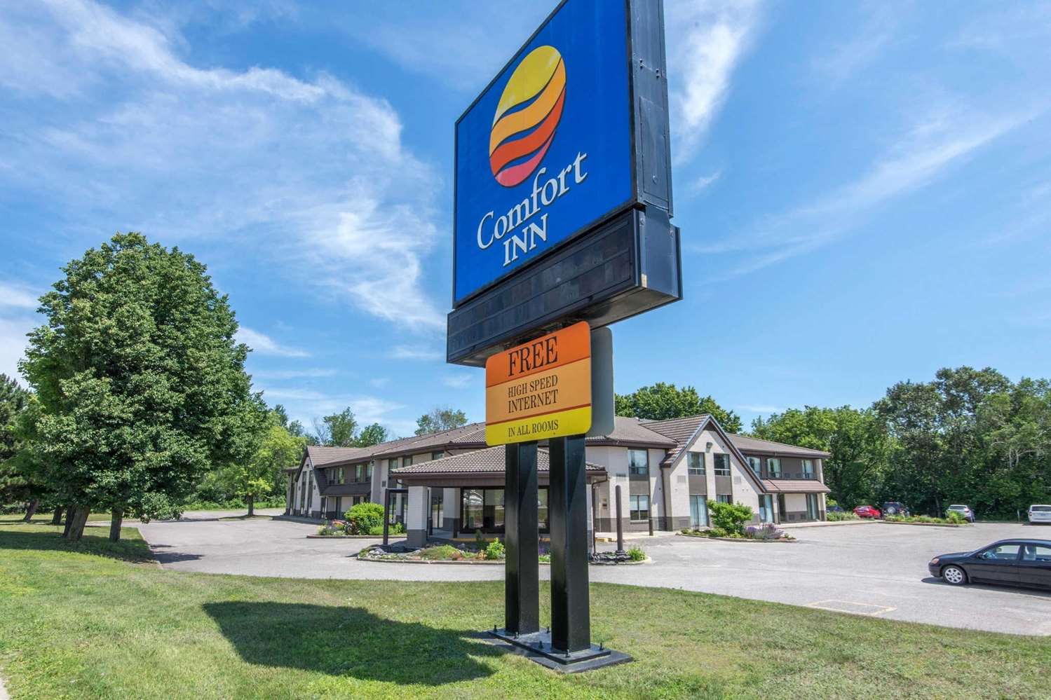 Comfort Inn North Bay, ON 23/24