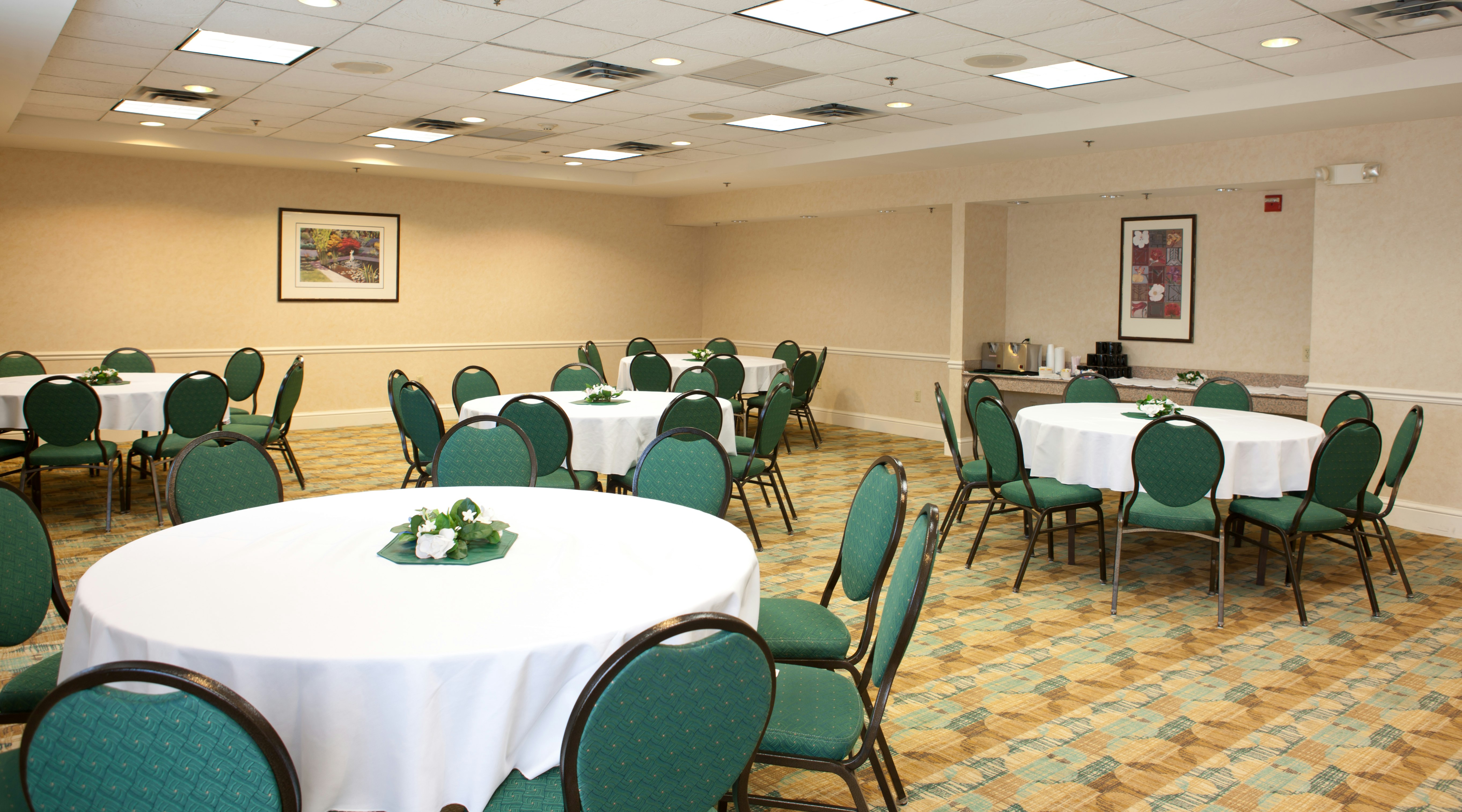 Hilton Garden Inn Secaucus Meadowlands 56/62