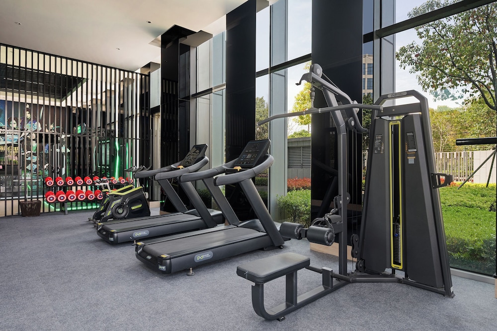Novotel Shanghai Baoshan Jiusi 25/46