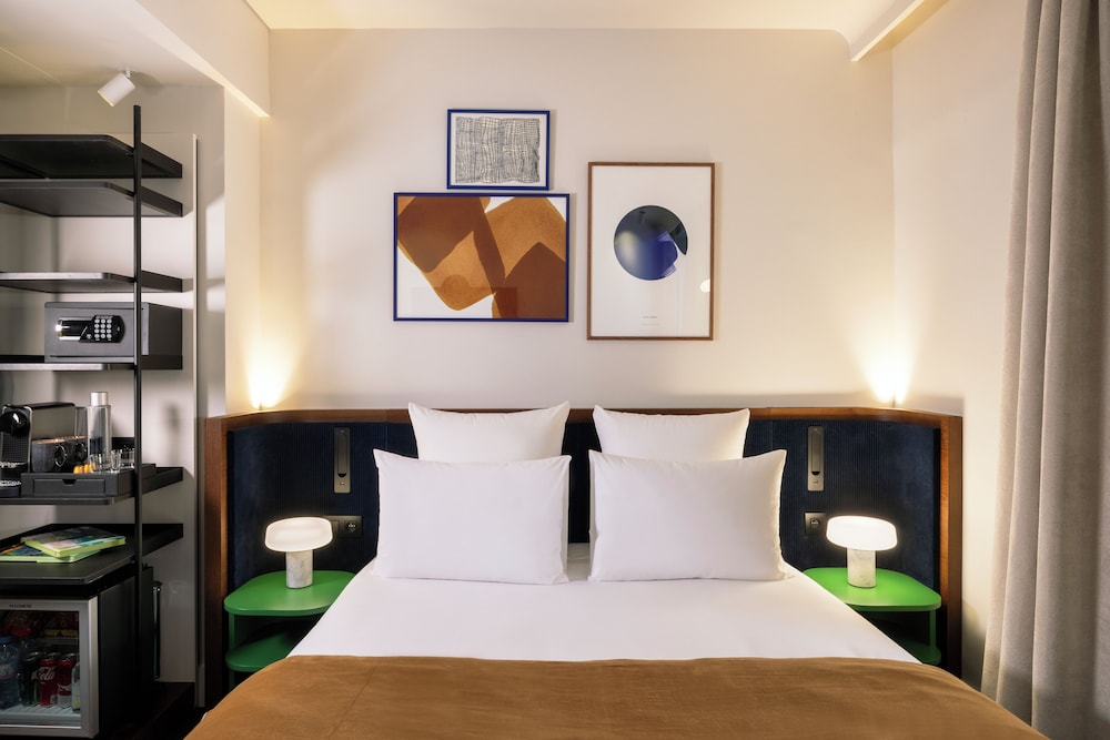 غرفة سوبيريور بسرير كينج، Cristal Champs Elysees Hotel 5/10