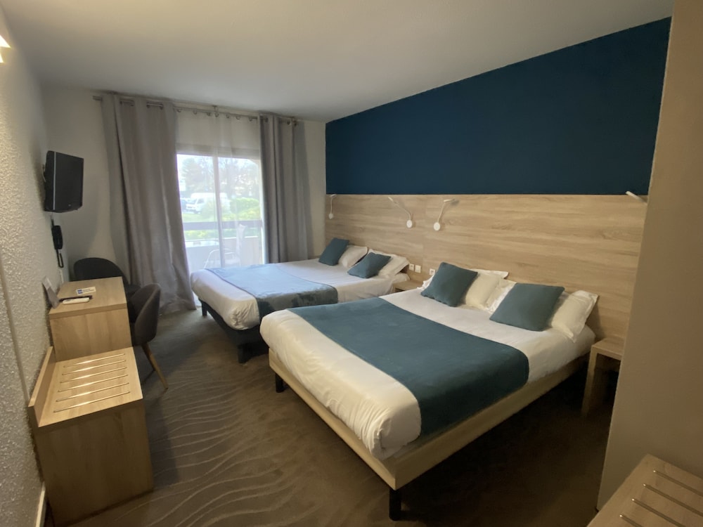 Inter Hotel Le Floreal 11/66