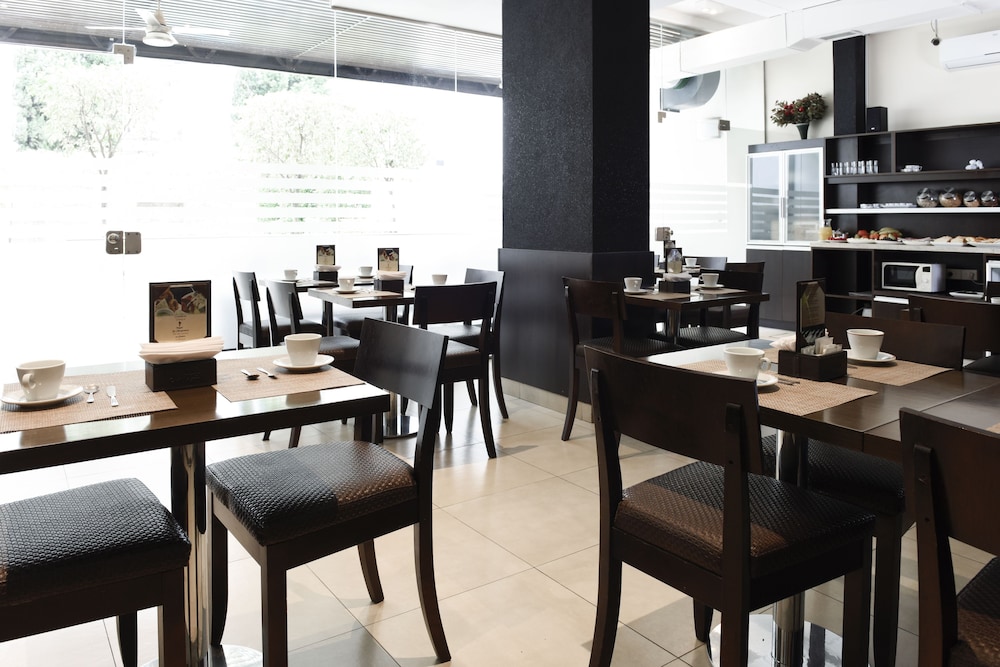 Argenta Suites Belgrano 53/63