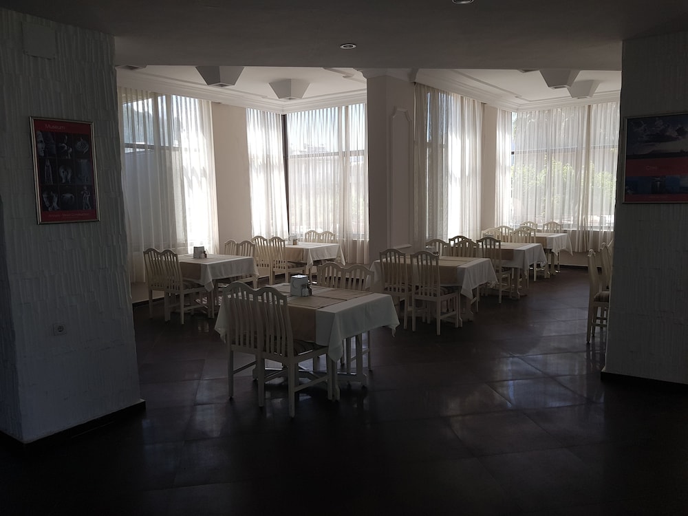 Malhun Hotel 24/29