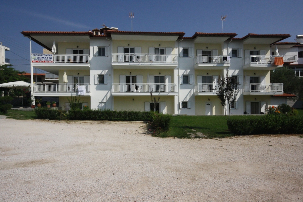 Pavloudis Apartments 1/50