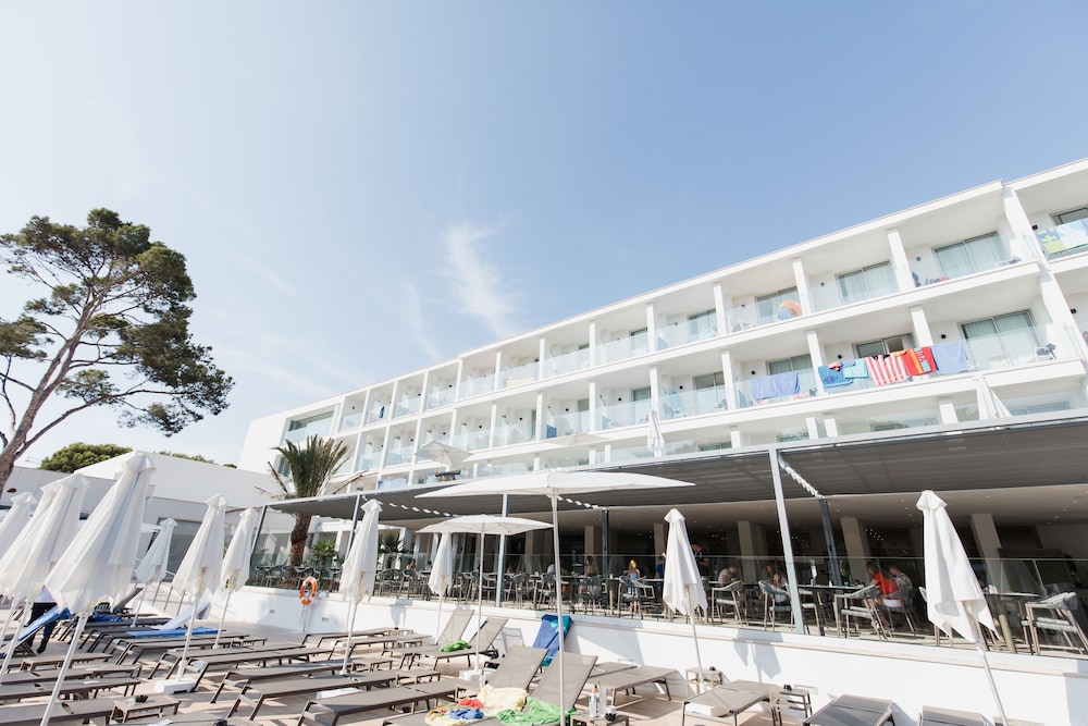 Diamant Hotel and Aparthotel 8/77