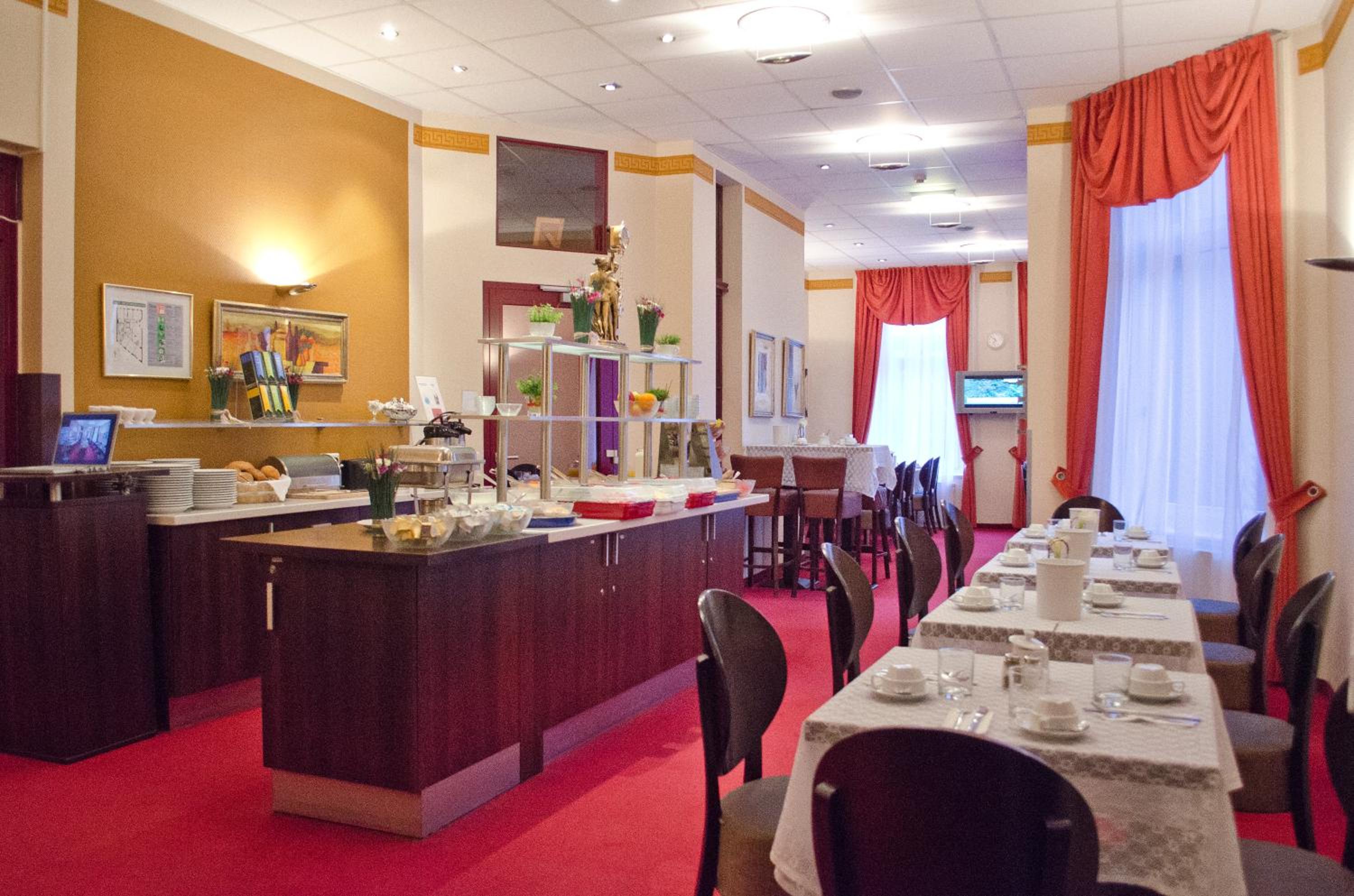 Hotel Polo Am Zob 41/54