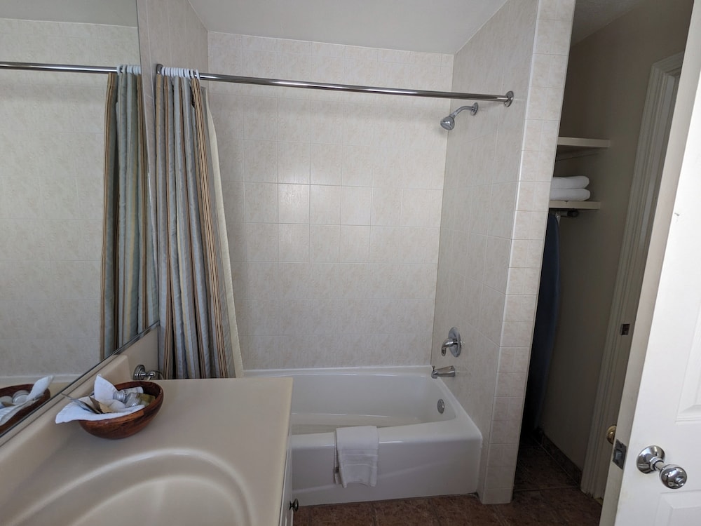 Los Gatos Garden Inn Hotel 47/50