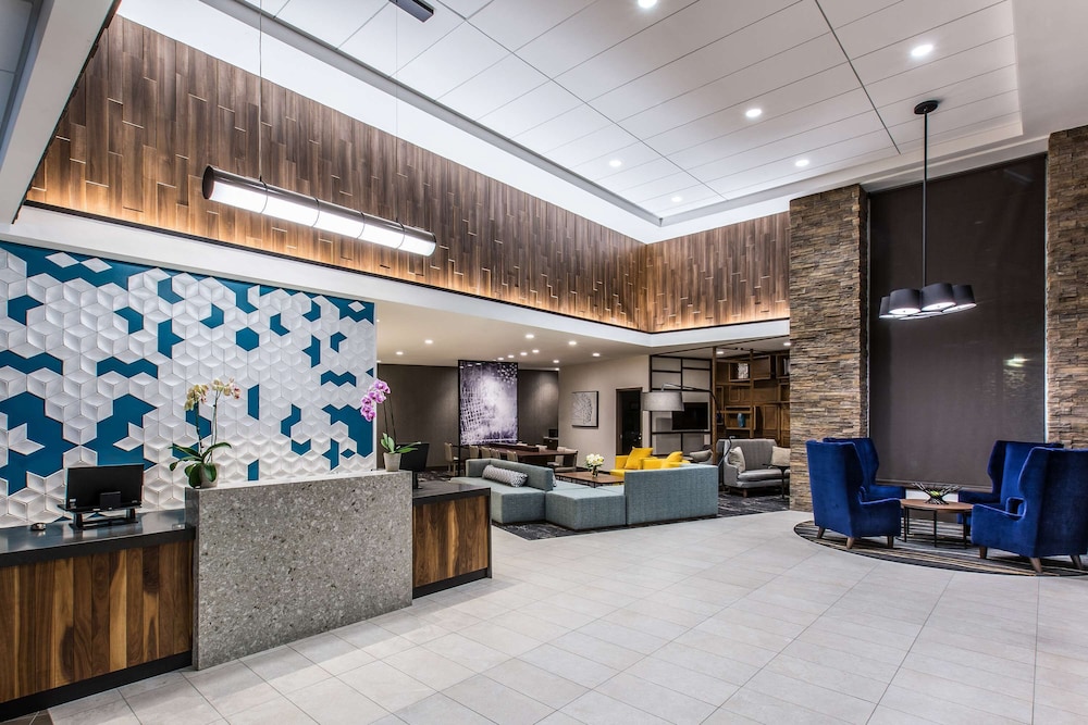 Hyatt Place Delano 9/55