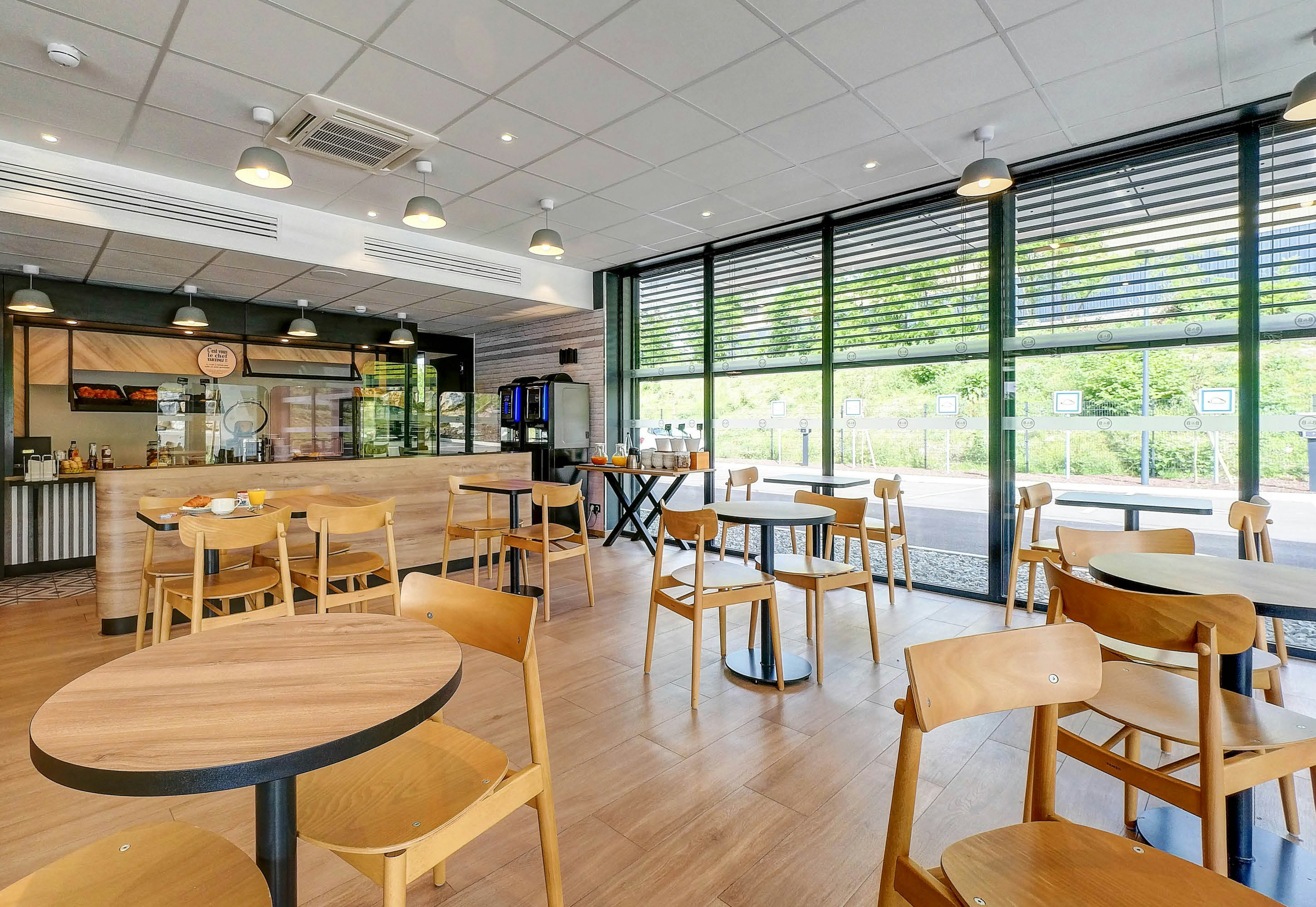 B&B HOTEL Besancon Valentin 20/23