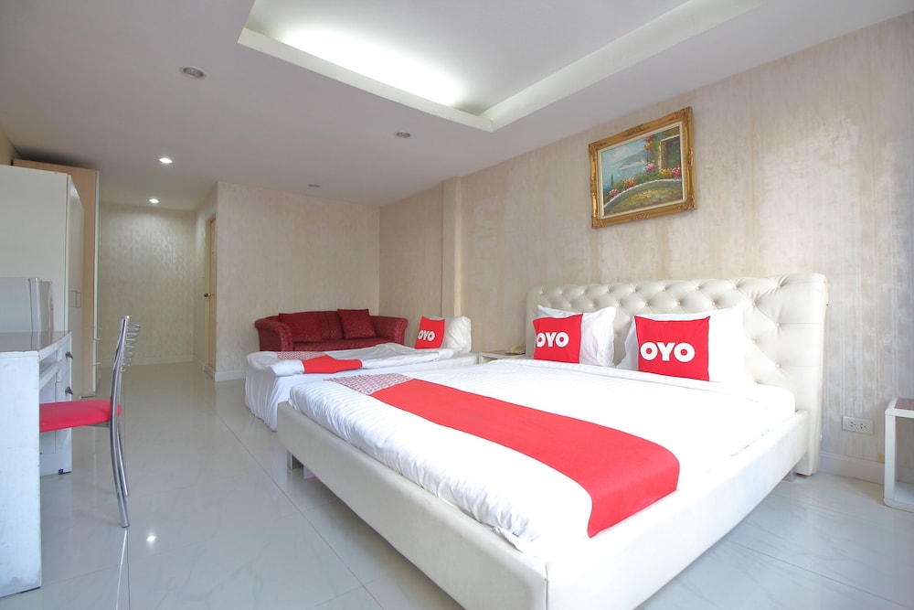 OYO 102 Diamond Residence Silom 21/28