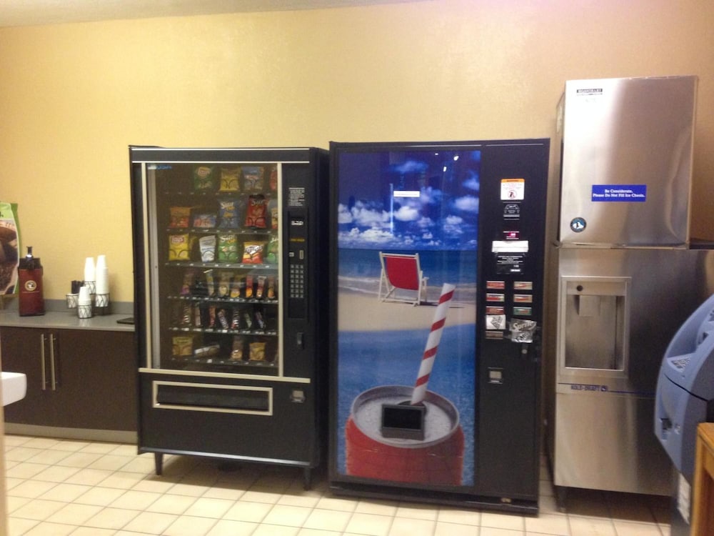 Motel6 Olathe, KS 32/49