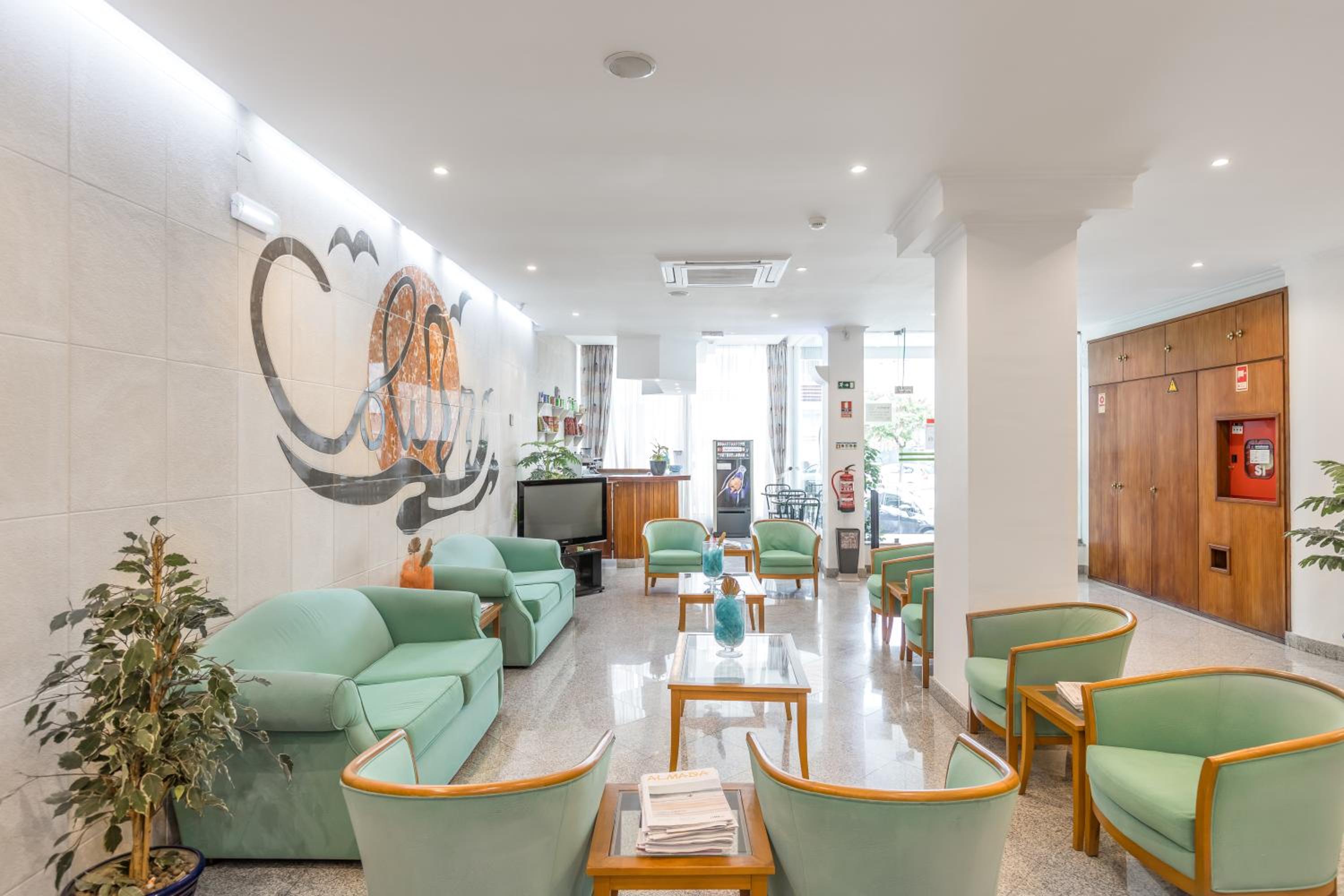 HOTEL RESIDENCIAL COLIBRI 27/50