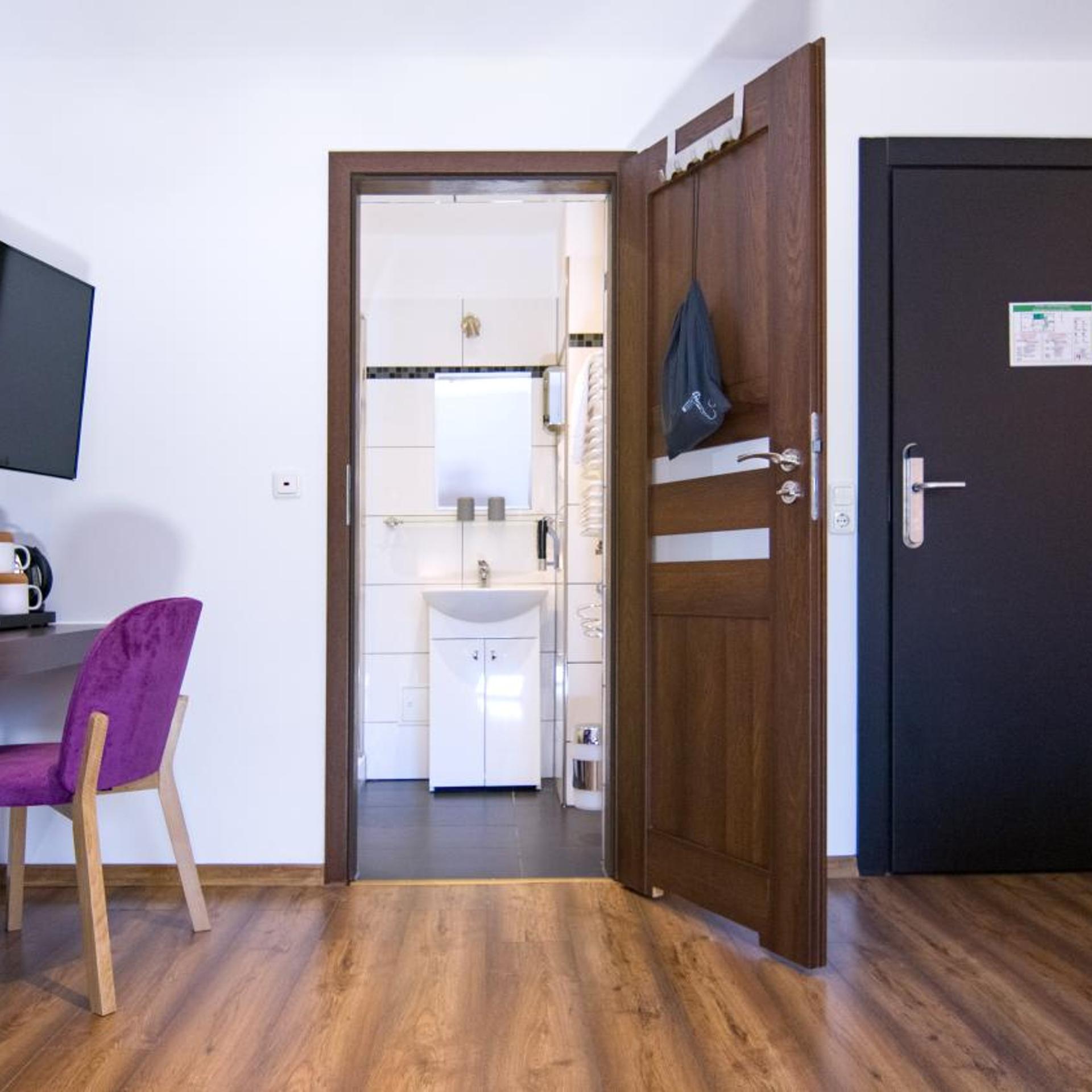 Hirsch Hotel Hanau 2/27