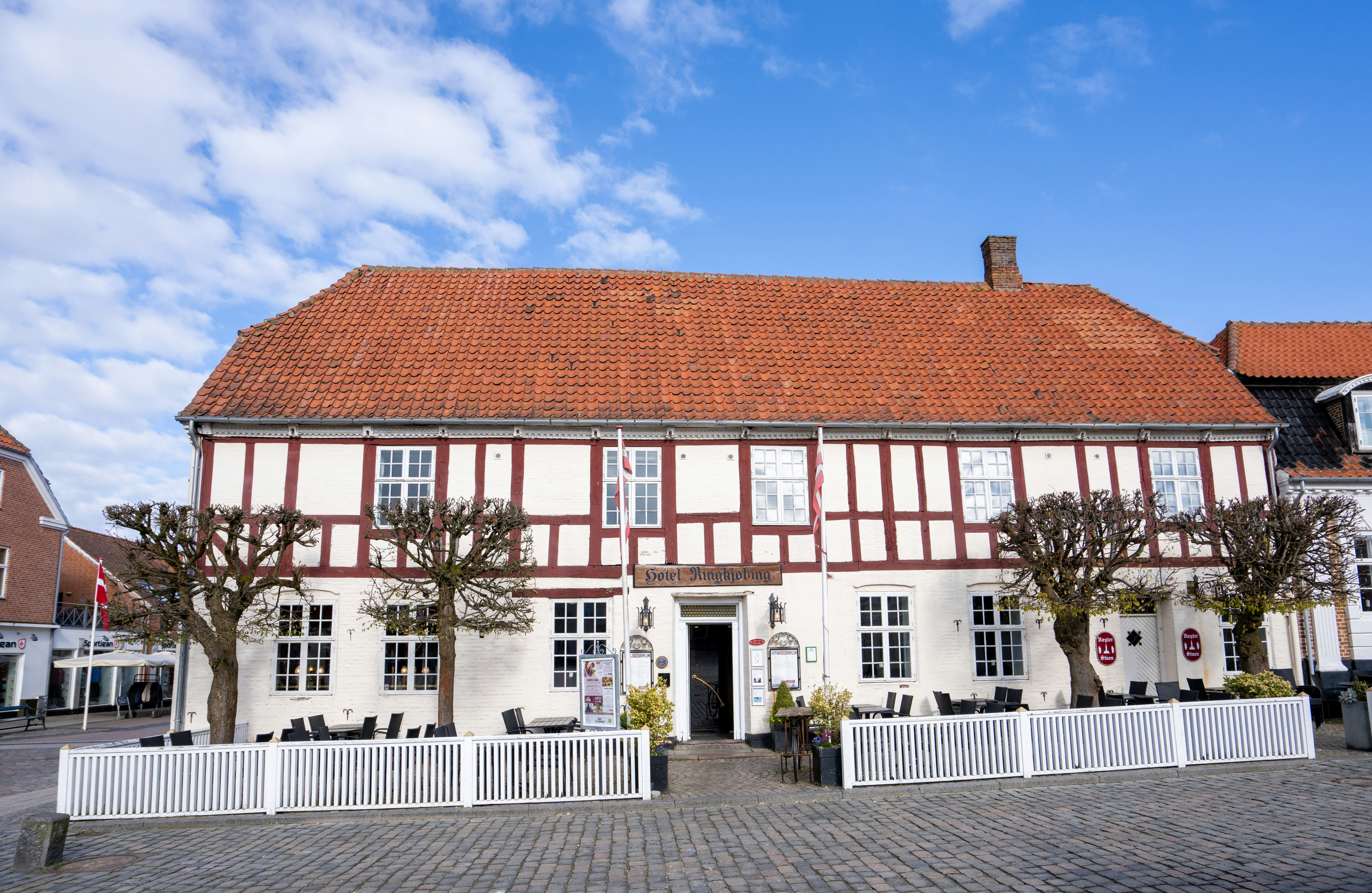 Hotel Ringkjobing 3/83