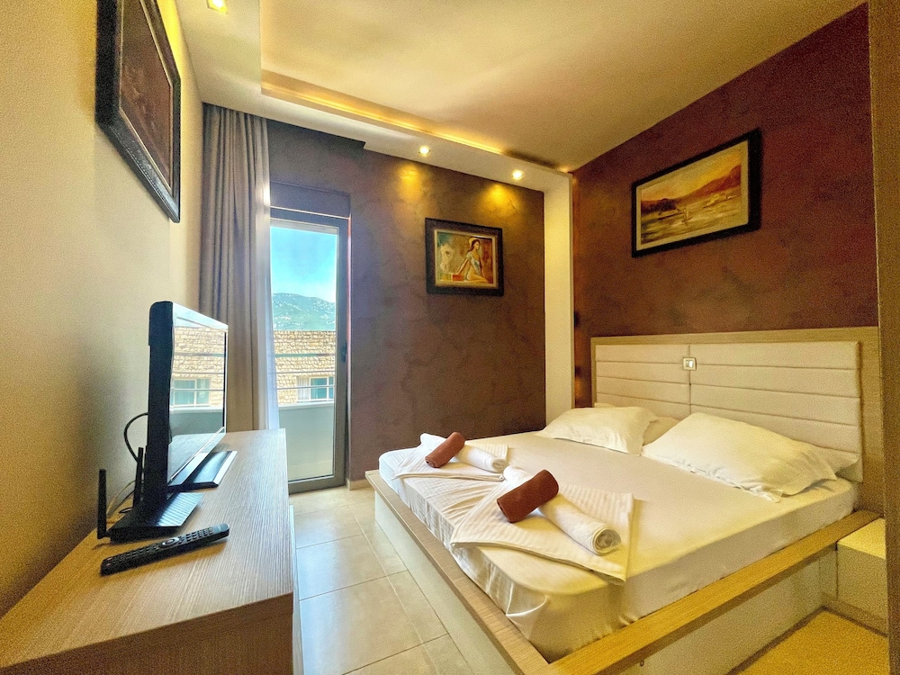 HOTEL BUTUA RESIDENCE 19/100