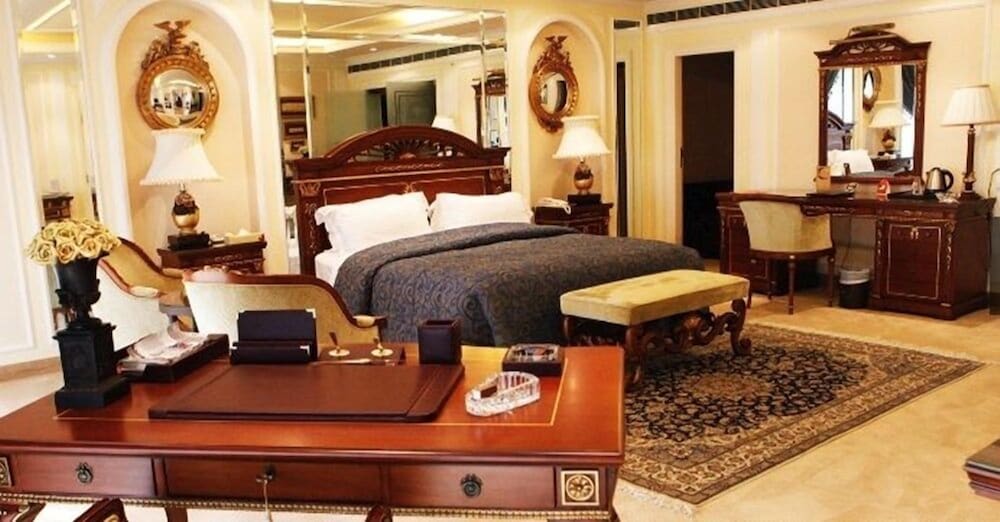 Regency Palace 58/71