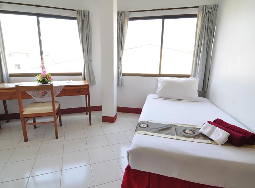 Top North Hotel Resort 12/49